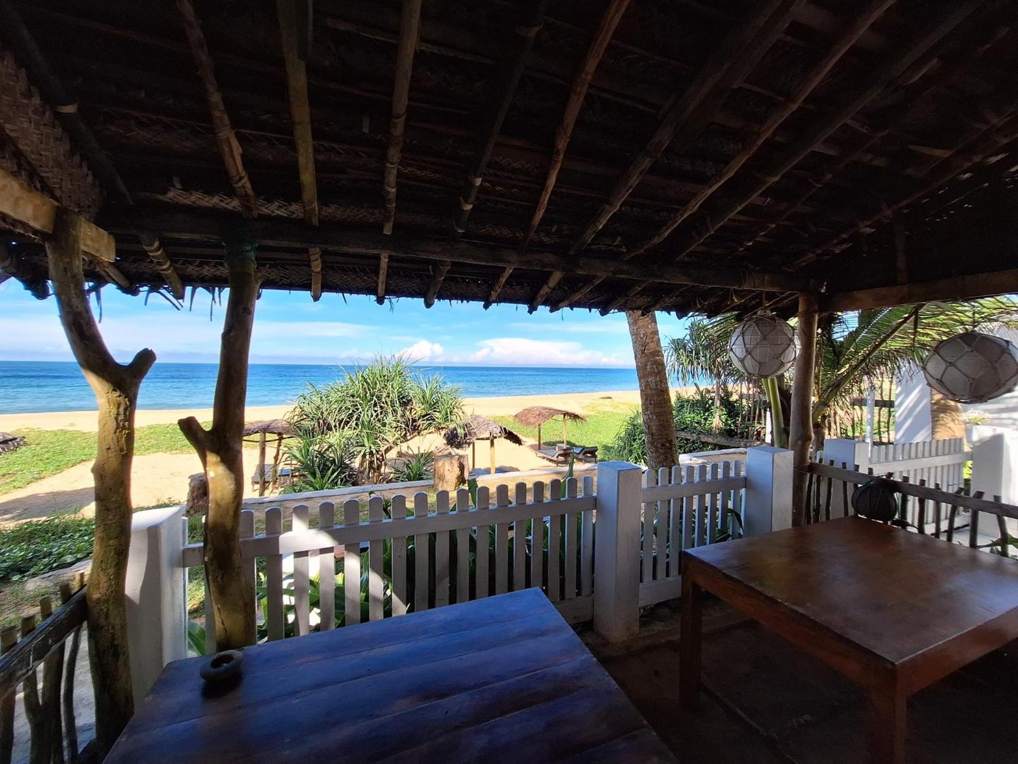Sailors' Bay Bed & Breakfast Hikkaduwa Luaran gambar
