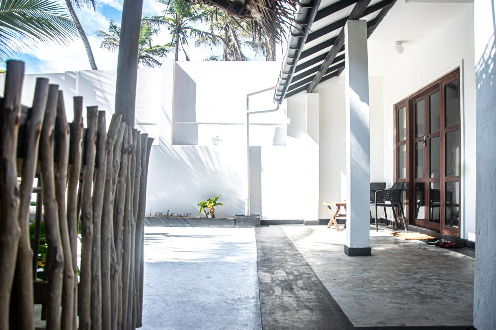 Sailors' Bay Bed & Breakfast Hikkaduwa Luaran gambar
