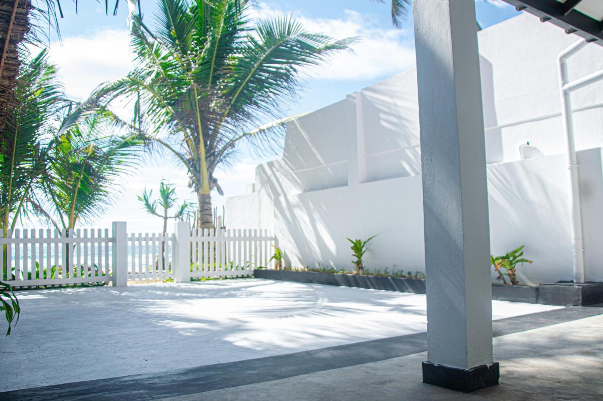 Sailors' Bay Bed & Breakfast Hikkaduwa Luaran gambar