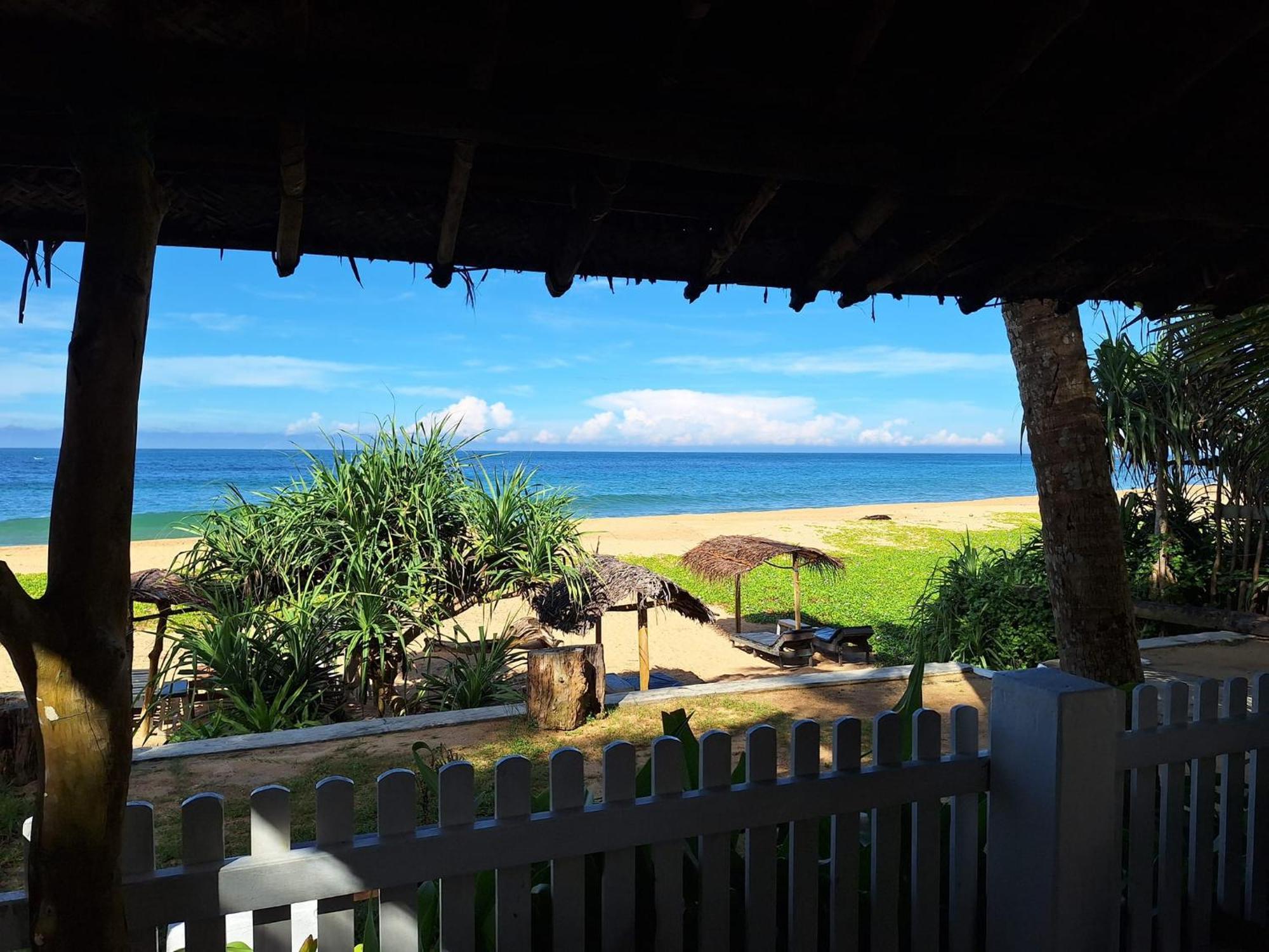 Sailors' Bay Bed & Breakfast Hikkaduwa Luaran gambar