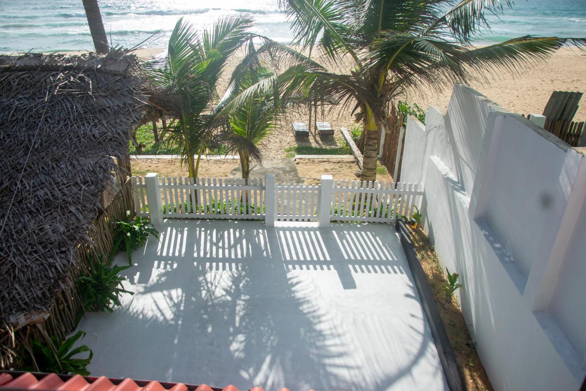 Sailors' Bay Bed & Breakfast Hikkaduwa Luaran gambar