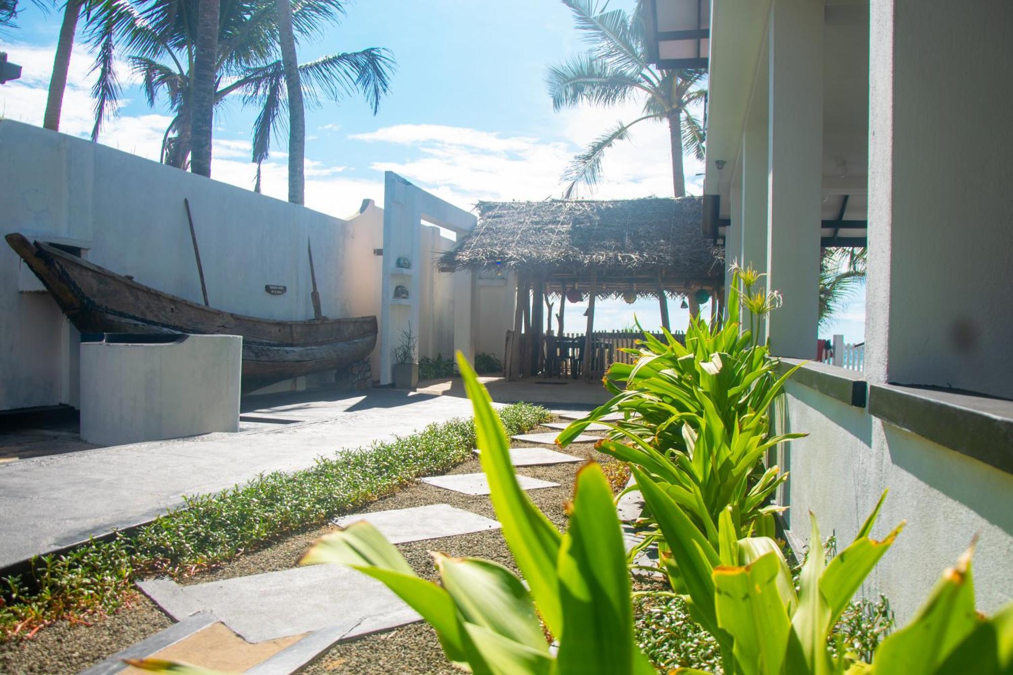 Sailors' Bay Bed & Breakfast Hikkaduwa Luaran gambar