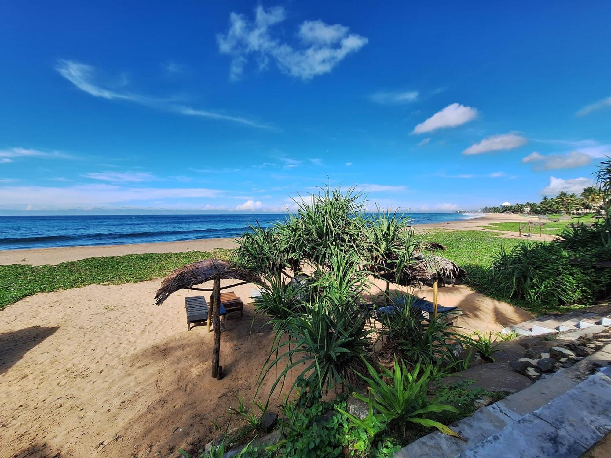 Sailors' Bay Bed & Breakfast Hikkaduwa Luaran gambar