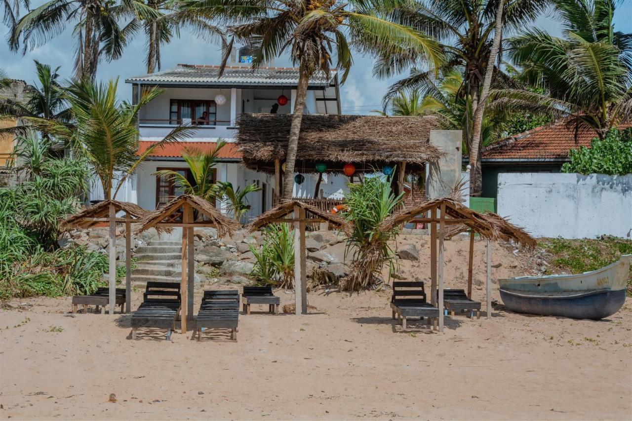 Sailors' Bay Bed & Breakfast Hikkaduwa Luaran gambar
